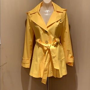 Via Spiga Pleated Yellow Rain Jacket